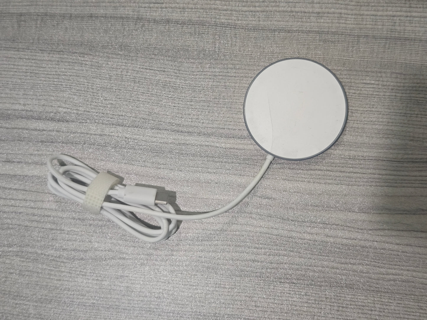 Zonebee Fast Wireless Chargers – Fast, Convenient Charging for Smartphones & Smartwatches